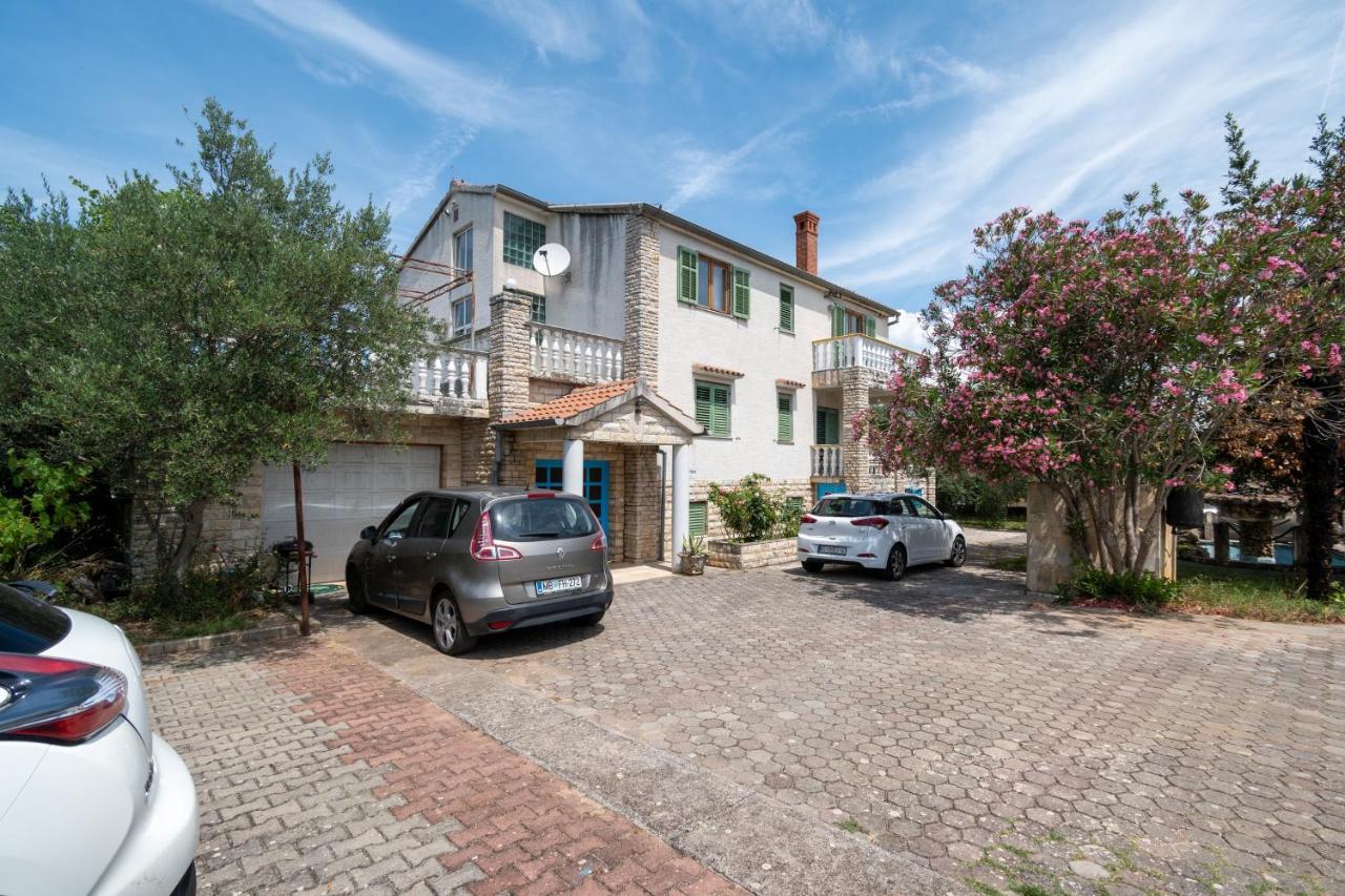 Apartments And Rooms By The Sea Mrljane, Pasman - 327 Nevidane Экстерьер фото